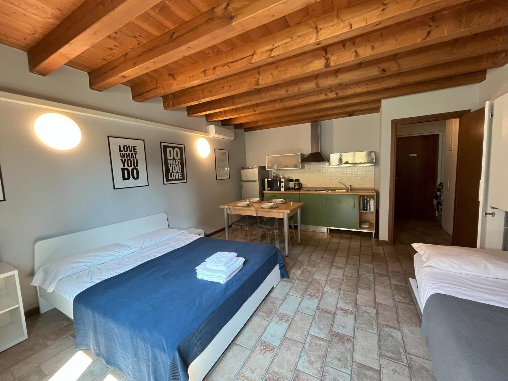 Cozy Flat + Parking Close To City Center/Airport Bérgamo Exterior foto